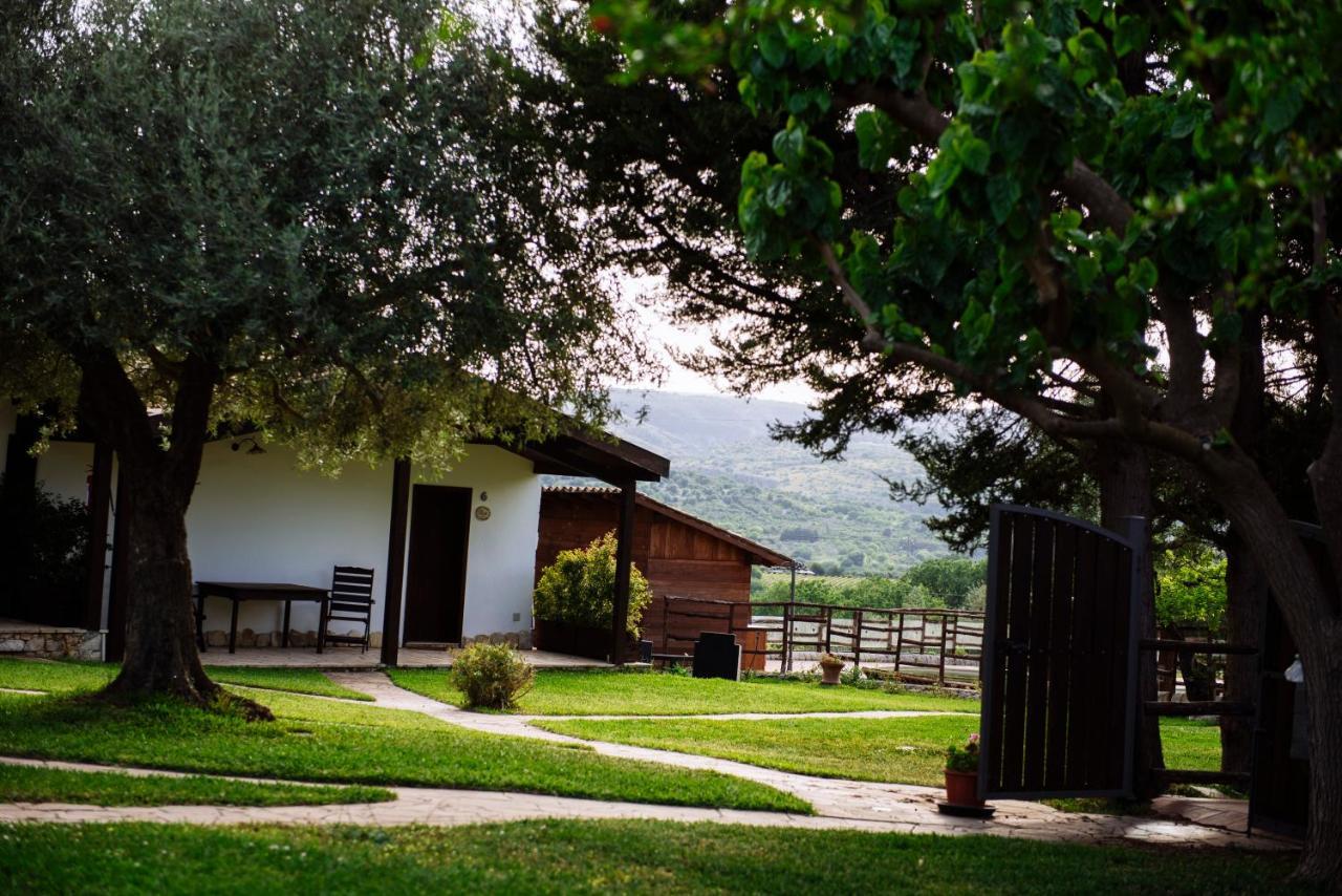 Вілла Pantalica Ranch Agriturismo Siciliano Sortino Екстер'єр фото