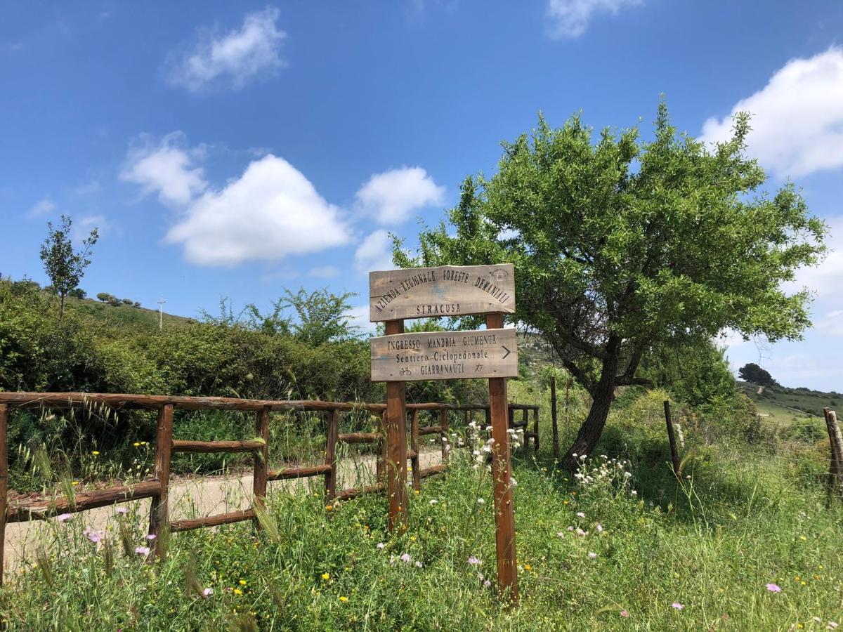 Вілла Pantalica Ranch Agriturismo Siciliano Sortino Екстер'єр фото